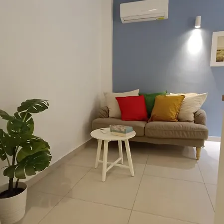 Apartment Nitro Center Self-care - Solunikus - Self Tidying - Washing - Pay Less Longer Thessaloniki
