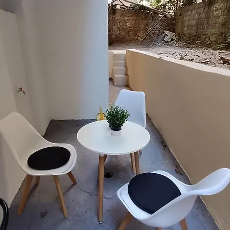 Apartment Nitro Center Self-care - Solunikus - Self Tidying - Washing - Pay Less Longer Thessaloniki