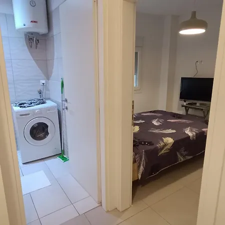 Apartment Nitro Center Self-care - Solunikus - Self Tidying - Washing - Pay Less Longer Thessaloniki